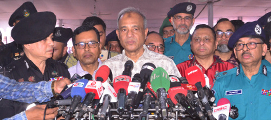 আমাদের নিরাপত্তার কোনো অভাব নেই : স্বরাষ্ট্র উপদেষ্টা